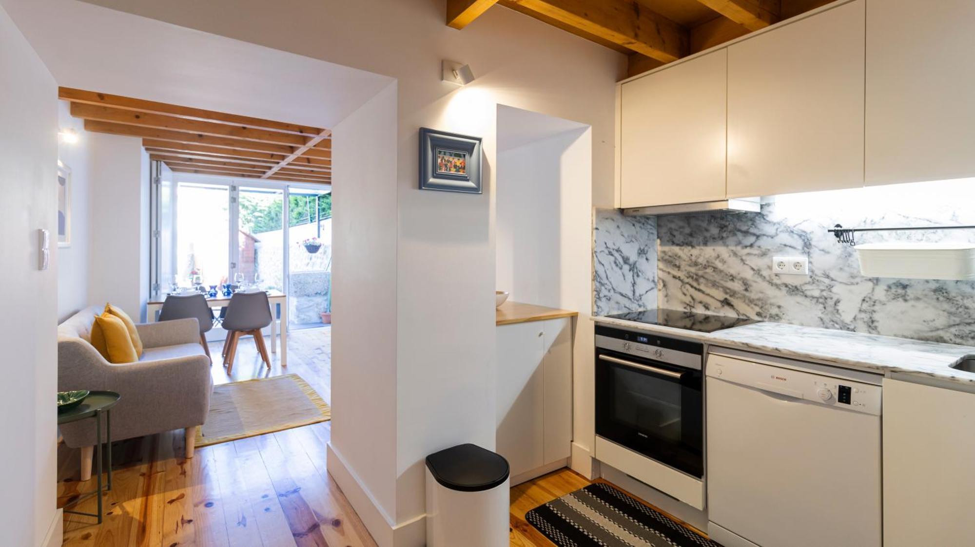 City Center Duplex W Patio By Lovelystay OOporto Esterno foto