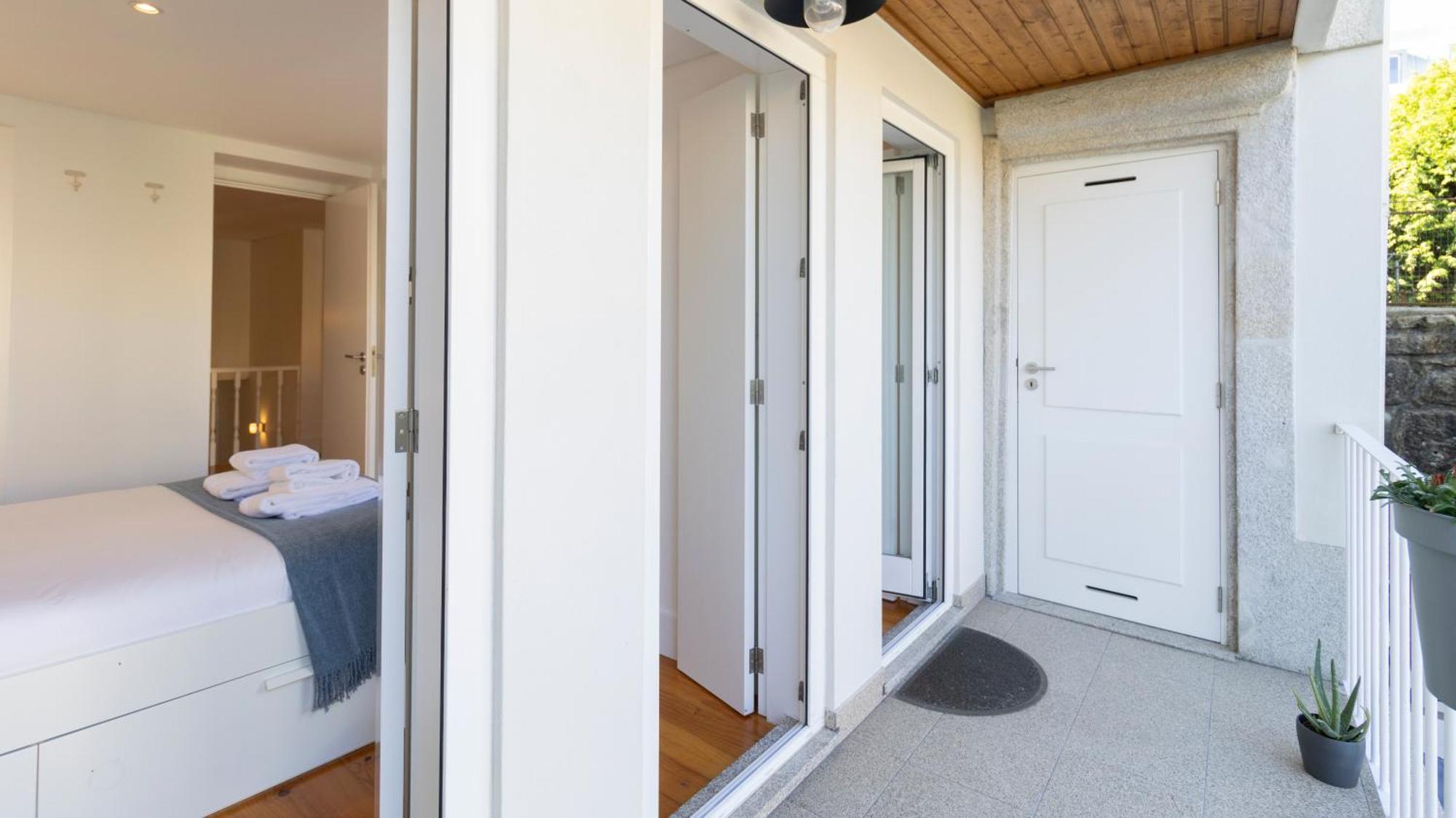 City Center Duplex W Patio By Lovelystay OOporto Esterno foto