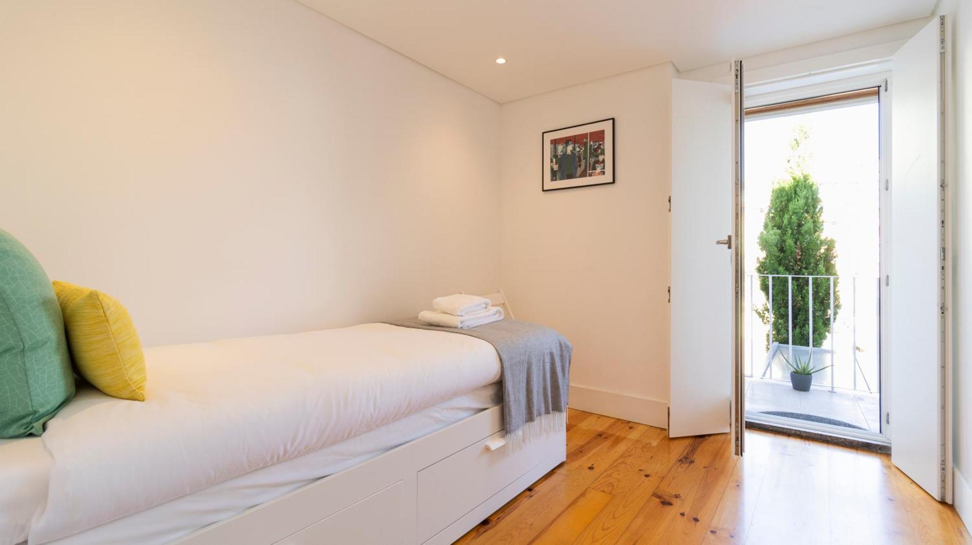 City Center Duplex W Patio By Lovelystay OOporto Esterno foto